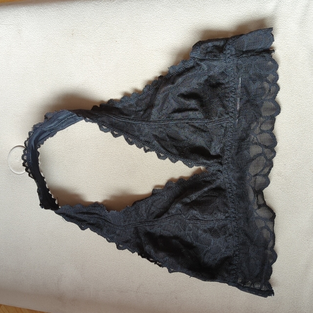 PINK Victoria's Secret  Halter Lace Bralette Black Floral Size XS Romance